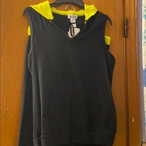 Athletic Capri outfit - neon green & black XL